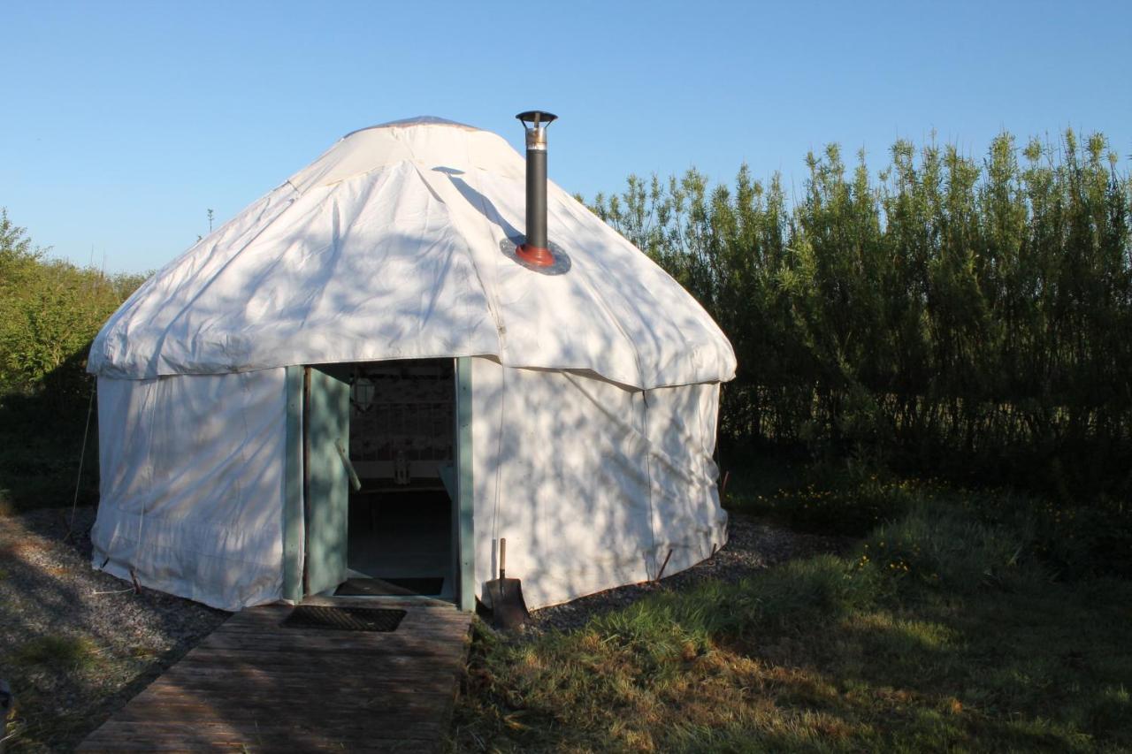 Mill Haven Place Glamping-Yurt 2 Haverfordwest Zewnętrze zdjęcie